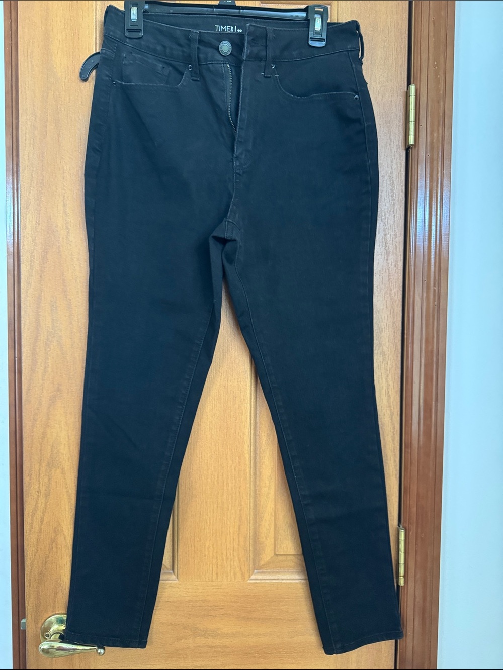 Time and Tru Women's Skinny High-Rise Jeans in Black Denim